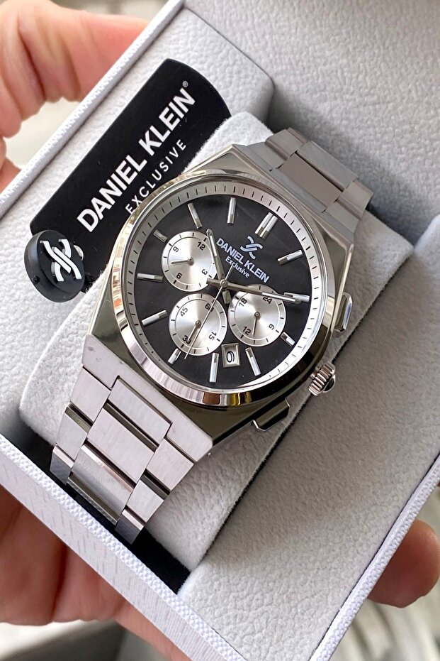 Men's Watch with Stainless Steel Strap + 3 ATM Waterproof + 2-Year Warranty