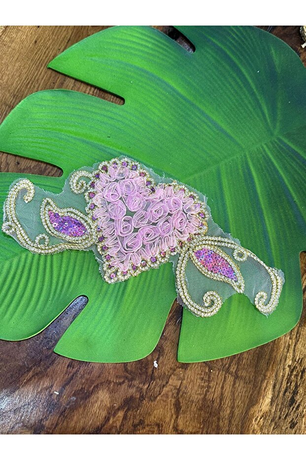 Sequin Embroidery Embossed Heart Arma Sewing Applique 29X11 cm Pink