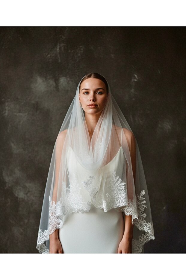 Off-White Short Sequined Guipure Dream Tulle Veil
