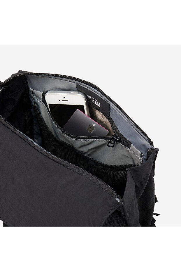 حقيبة ظهر صغيرة - حجرة الكمبيوتر - 10 لتر - 4