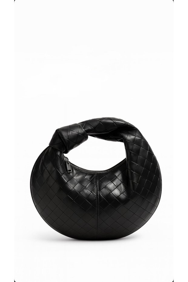 Knot Detailed Braided Bag Black