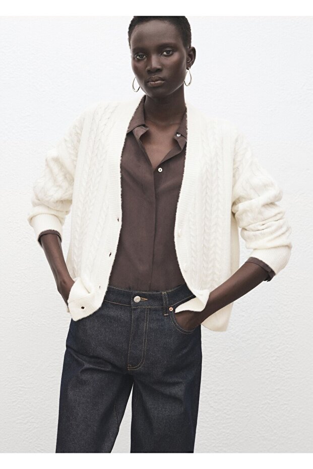 Örgü desenli triko hırka - 1