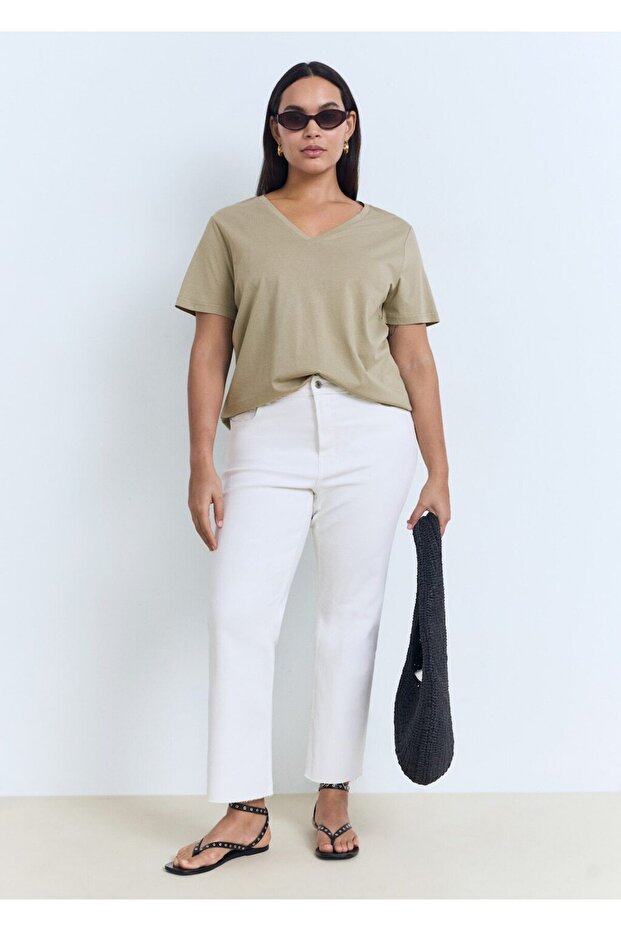 V yakalı pamuklu tişört - 6