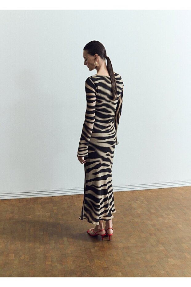 Hayvan desenli evaze elbise - 4