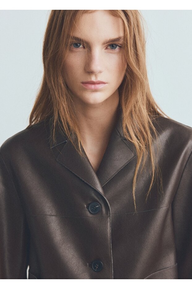 Deri görünümlü cepli ceket - 6