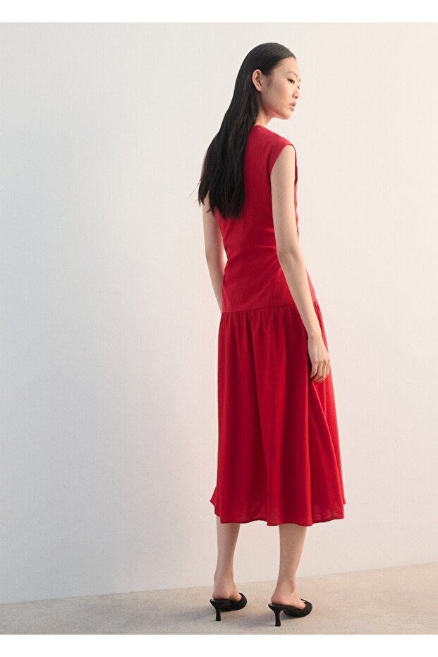 Asimetrik pileli elbise - 4