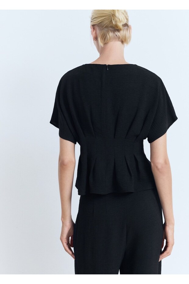 Kısa kollu peplum bluz - 4