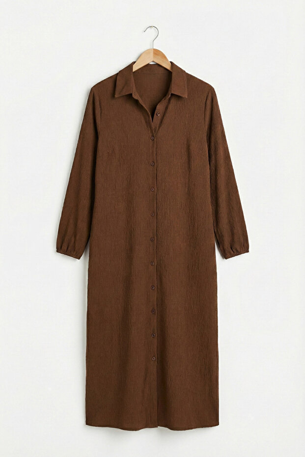 Flowy Wrinkled Fabric Long Hijab Dress – Buttoned Model