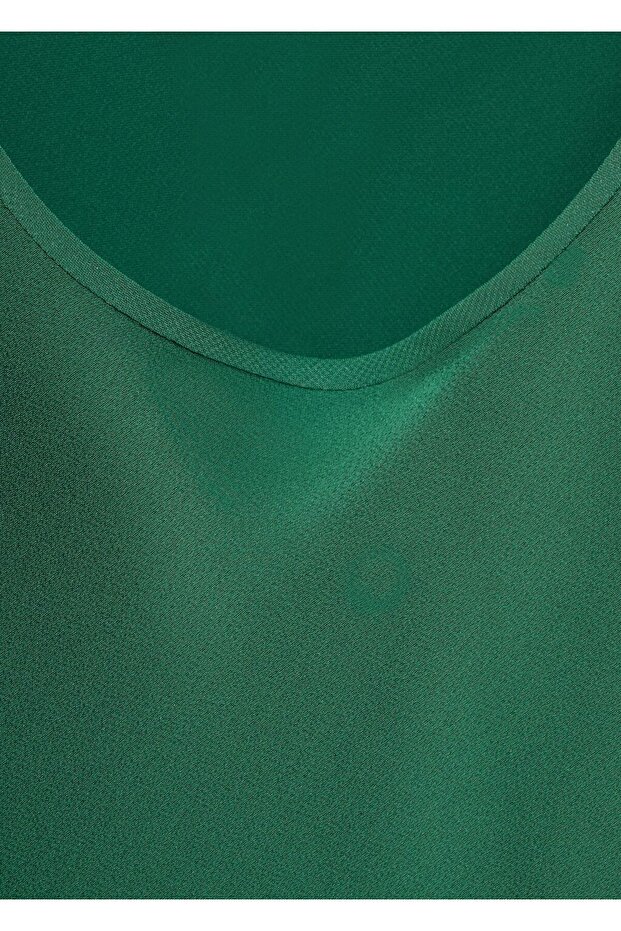 Dekolte yaka saten elbise - 6