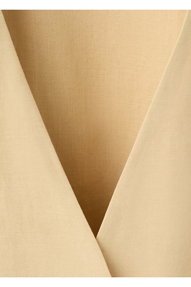 Bedene oturan kumaş bluz - 5