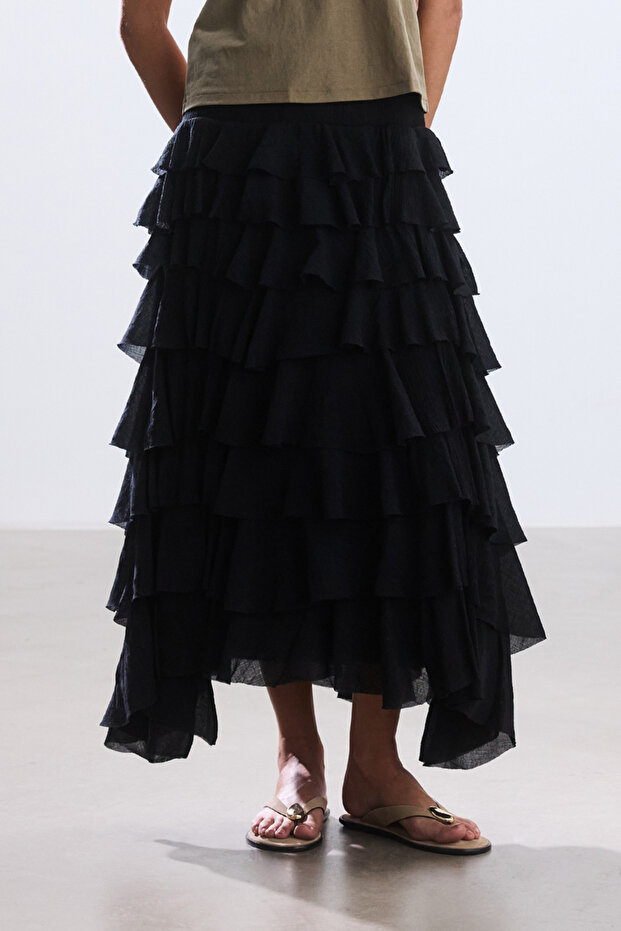 SİYAH KATLI ROMANTİK ETEK - 5