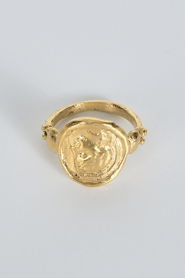 Gold Madalion Ring - 3