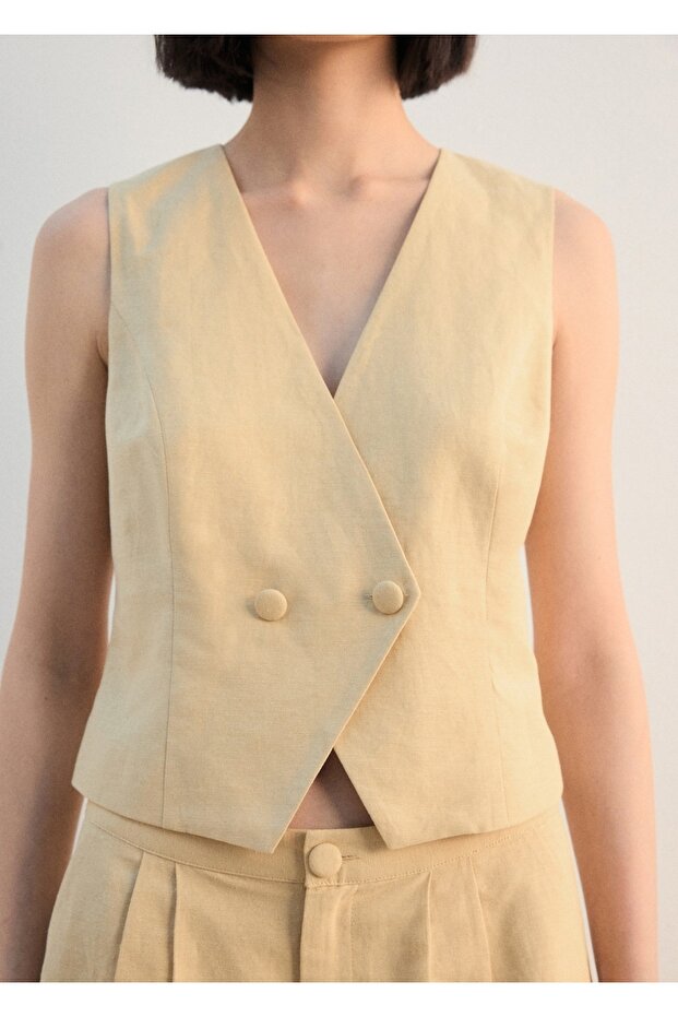 Bedene oturan kumaş bluz - 1