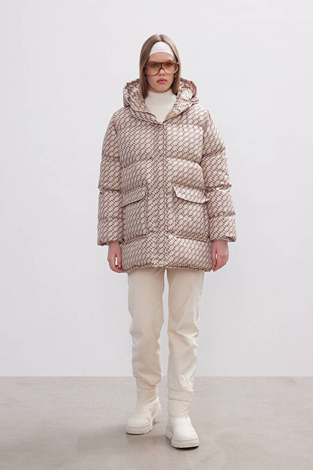 KUM MONOGRAM ŞİŞME MONT - 2