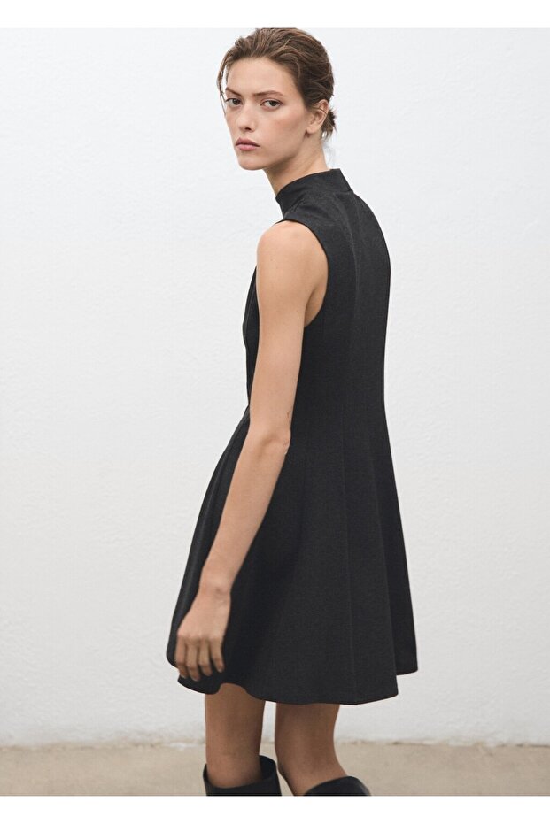 Dikişli kısa elbise - 7