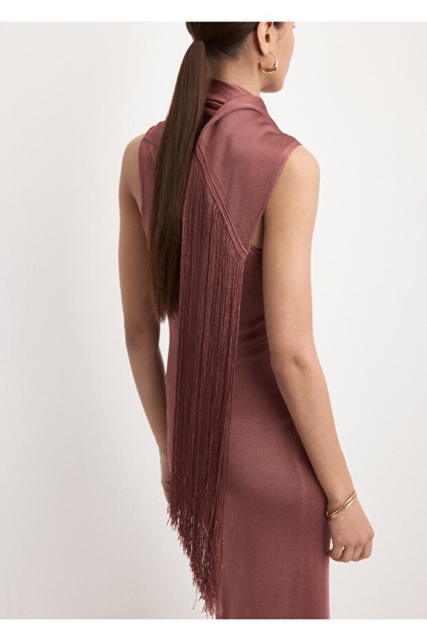 Fularlı triko elbise - 7