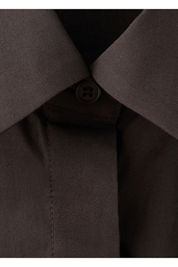 Bedene oturan poplin gömlek - 5