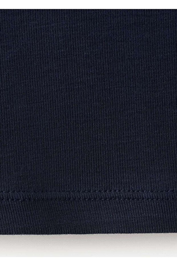 Dik yaka tişört - 5