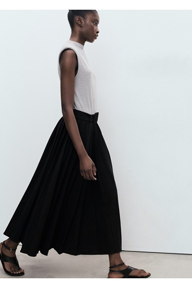 Kontrast kemerli elbise - 6