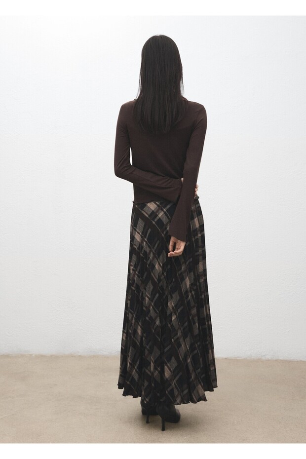 Kayık yaka tişört - 4