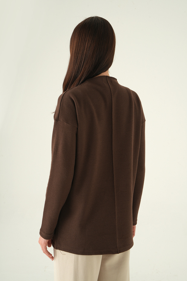3096A تونيك بياقة دائرية بني اللون - 5