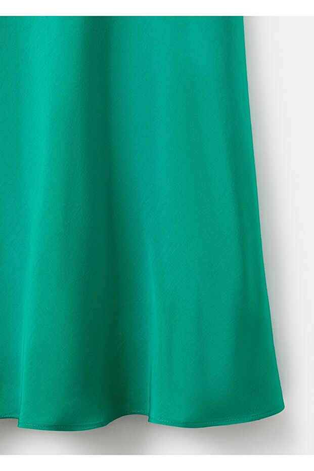 Uzun saten elbise - 5