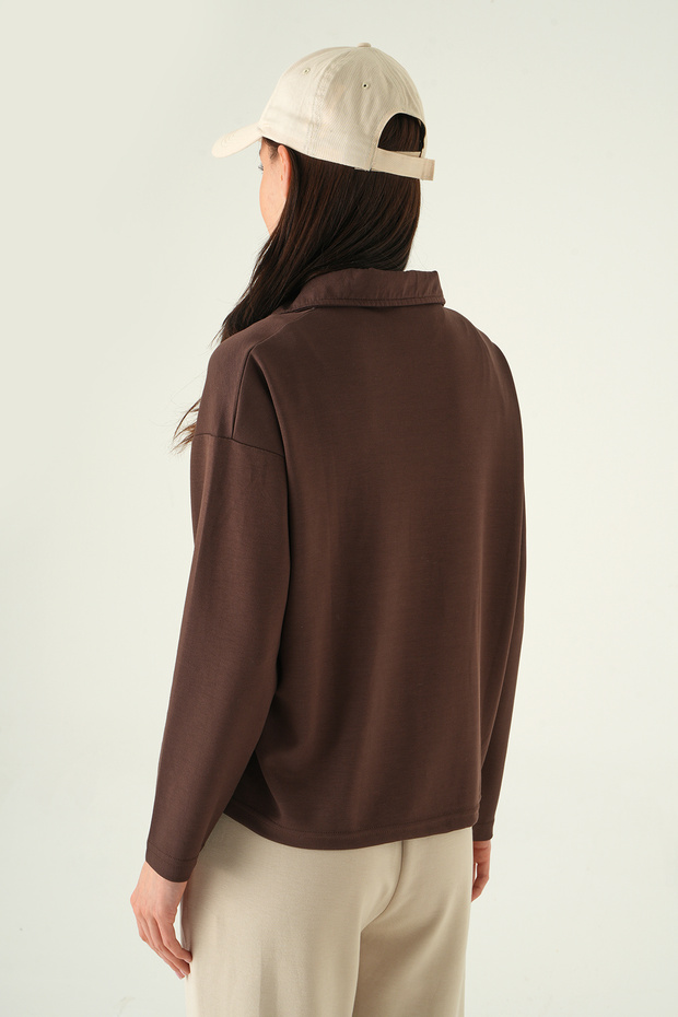 8249A سويت شيرت بسحاب نصفي بني اللون - 5