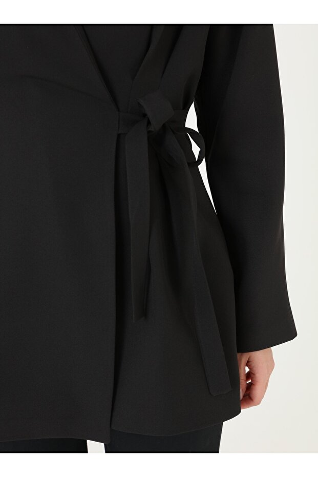 جاكيت بأكمام طويلة وربطة جانبية - أسود - - 6