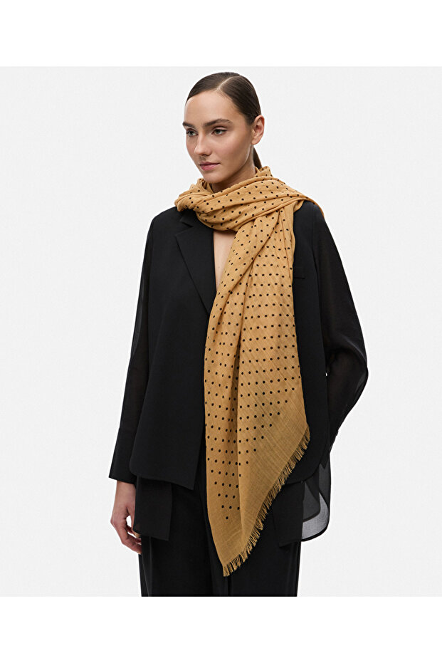 شال بنمط البولكا دوت - 2