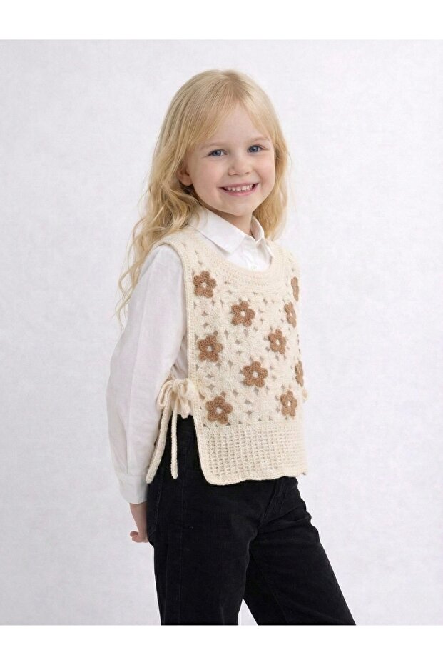 Çiçekli Örme Süveter Yan Bağcıklı - 1