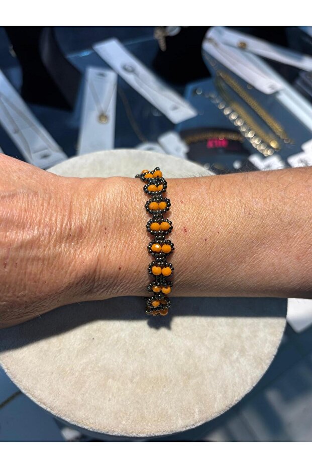 سوار المجوهرات - 1