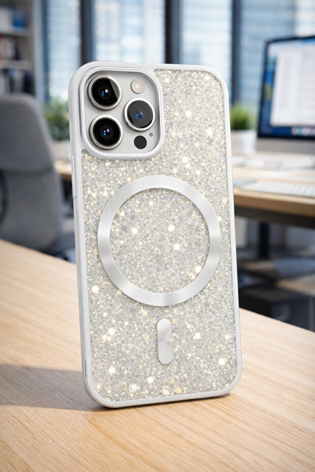 حافظة فضية اللون مقاومة للصدمات ومتوافقة مع آيفون 15 مع حافة كاميرا بارزة - 2