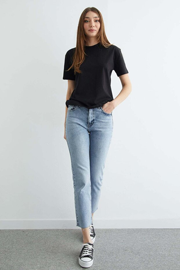 Basic Bisiklet Yaka Tişört - 4