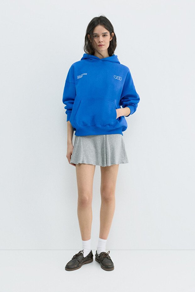 Mavi kalp desenli kapüşonlu sweatshirt - 3