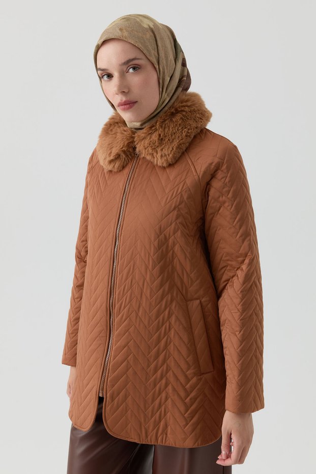 Peluş Garnili Kapitone Kaban - Taba