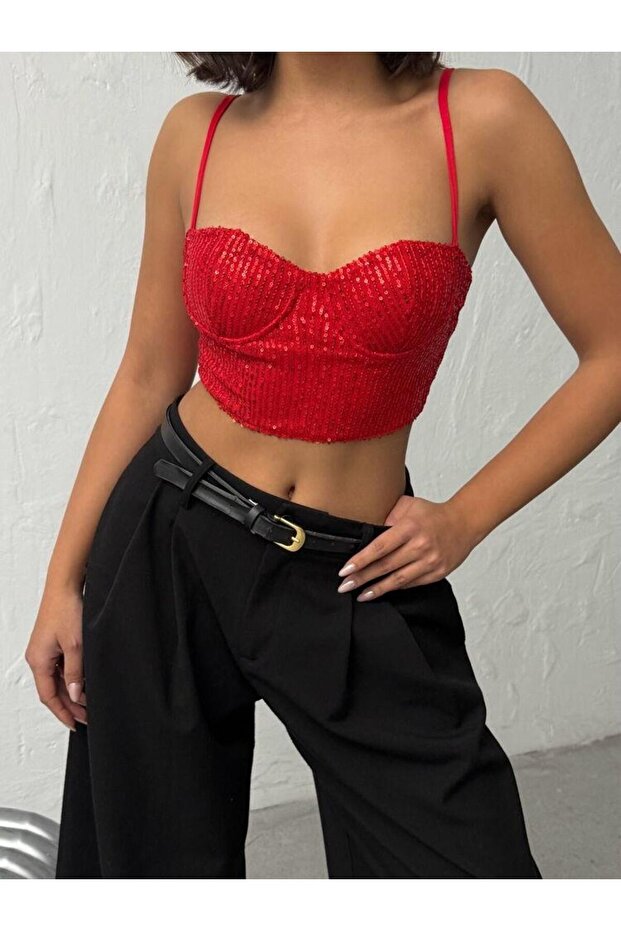 سترة نسائية مزينة بالترتر باللون الأحمر - 4