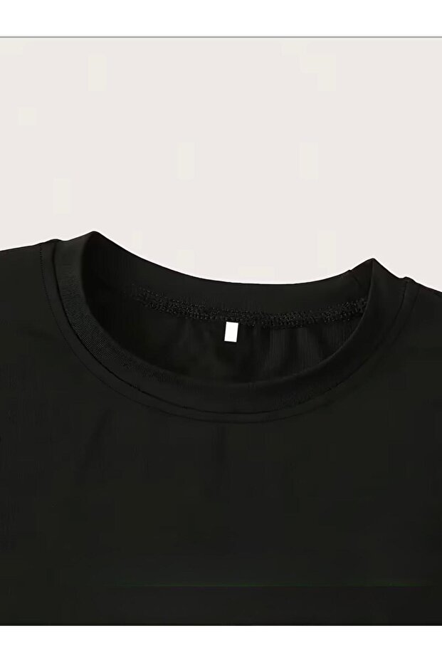 Plain Basic T-Shirt - 4