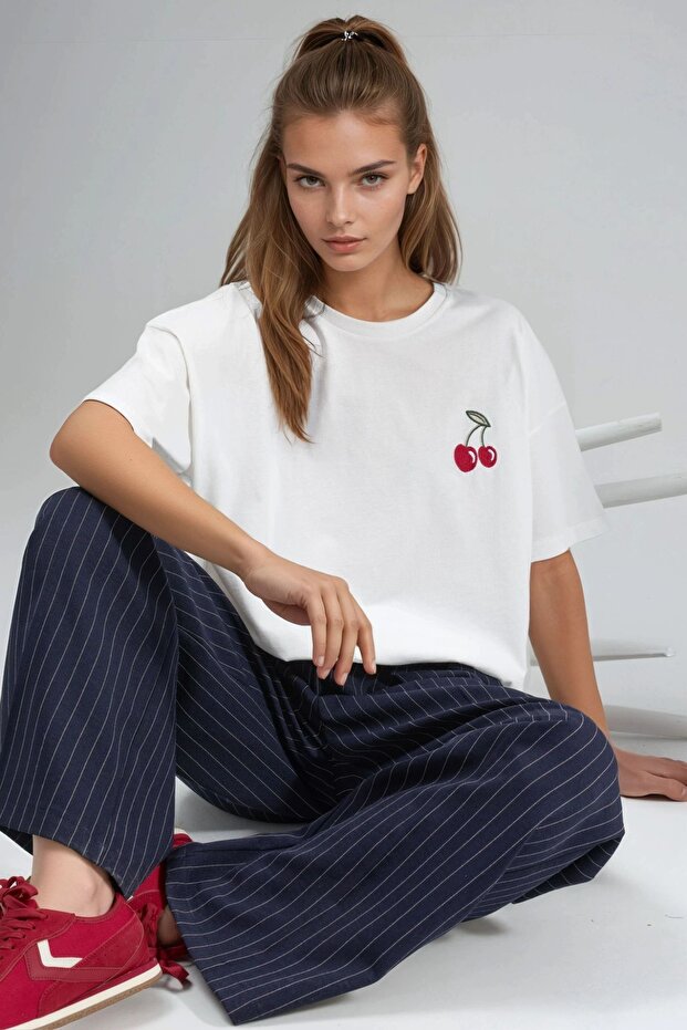 Oversize Nakışlı Örme T-Shirt - 2