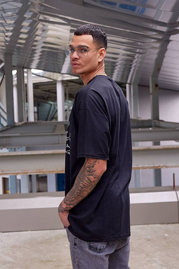 BASKILI OVERSİZE T-SHİRT - 4