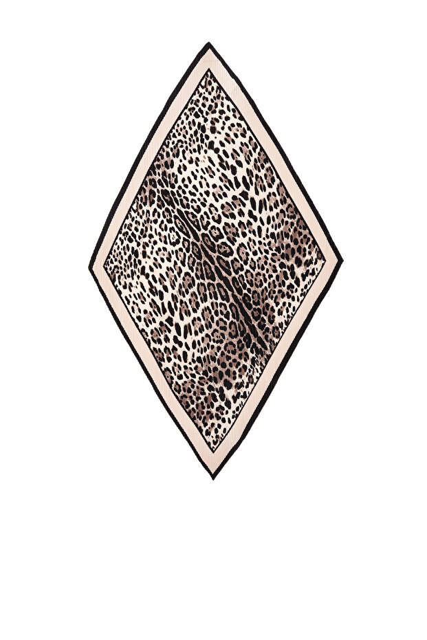 Kahverengi Pliseli Kadın Fular - 1