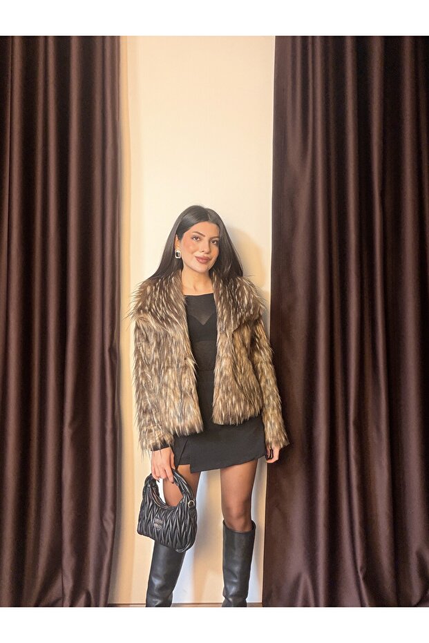 Women's Earthy Gray Fur