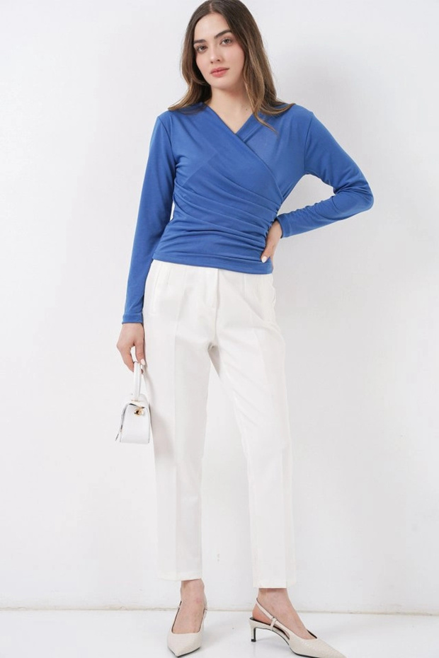 939 بلوزة بياقة ملفوفة - لون نيلي - 2