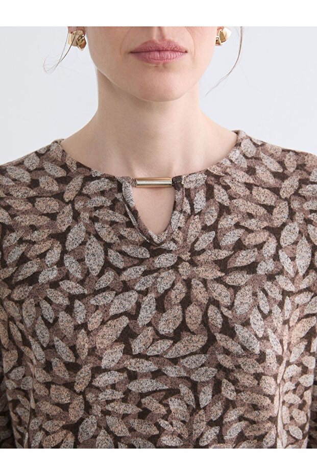 Crew Neck Patterned Blouse - 3