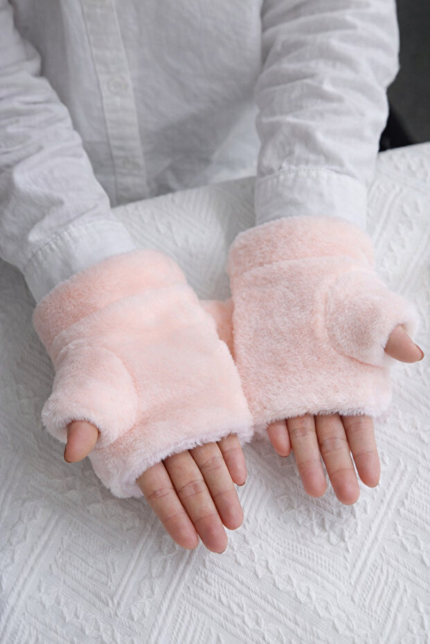Sevimli Tavşan Figürlü Peluş Eldiven - 4