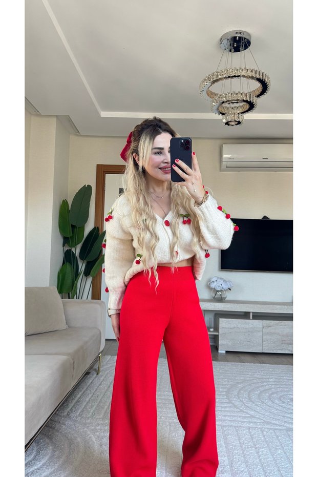 Cherry Detailed Knitwear Cardigan