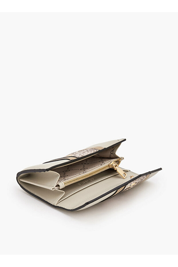 Textured Wallet with Button Closure - 6