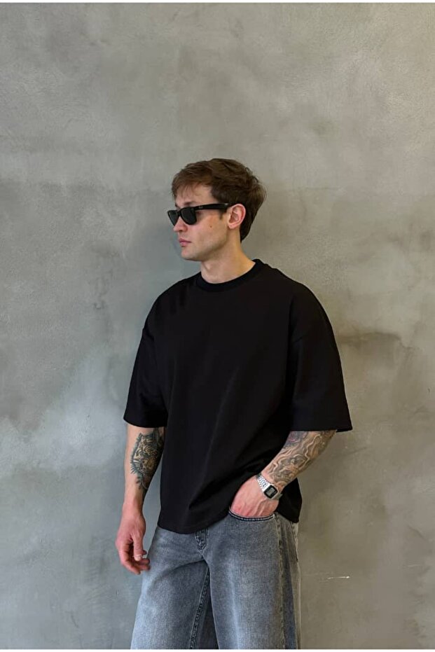Oversized Basic Premium T-Shirt - 4