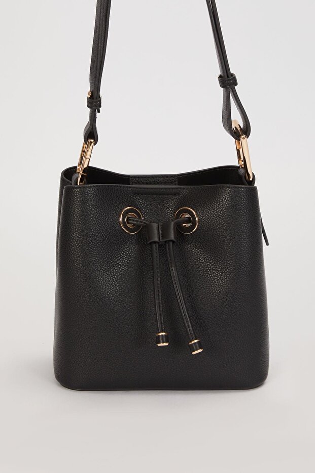 Black Drawstring Closure Detailed Shoulder Bag
