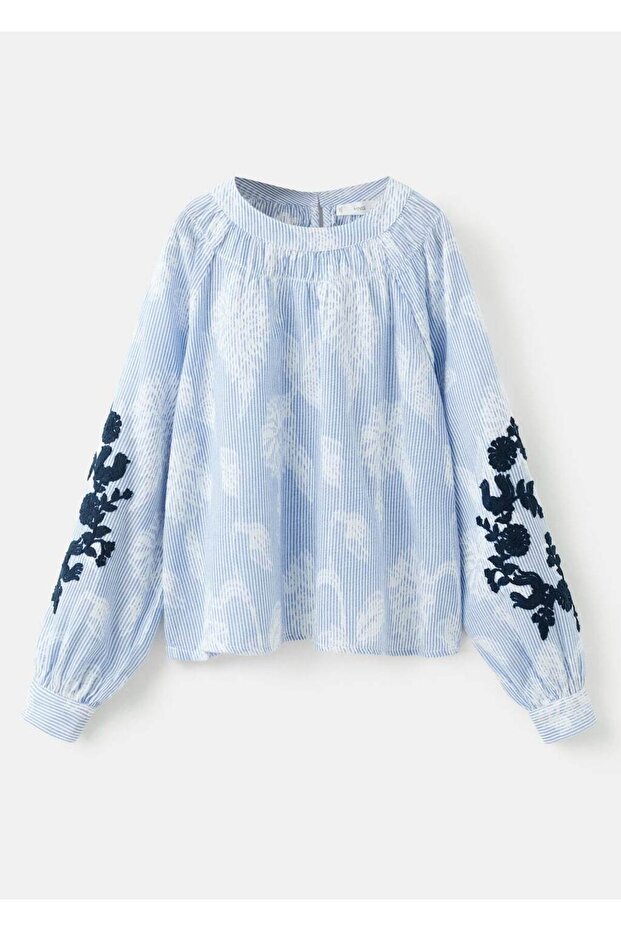 Çiçek işlemeli bluz - 1