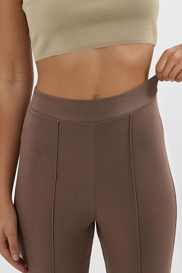 بنطلون مودال ذو ملمس واسع الأرجل - 5